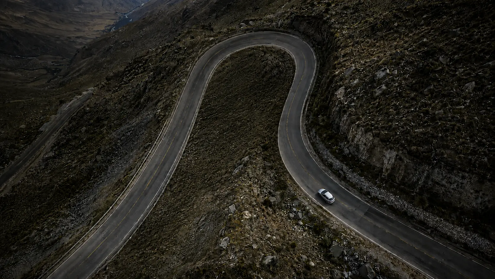 Carretera de montaña, trayectoria de Proyectistas Técnicos del Perú